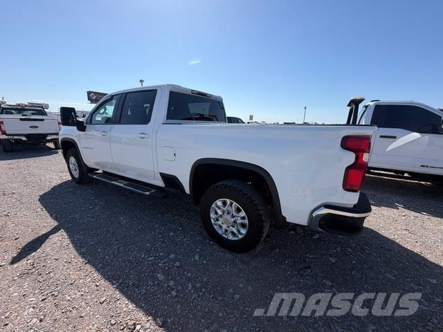 Chevrolet Silverado 2500HD Madelkaubikud