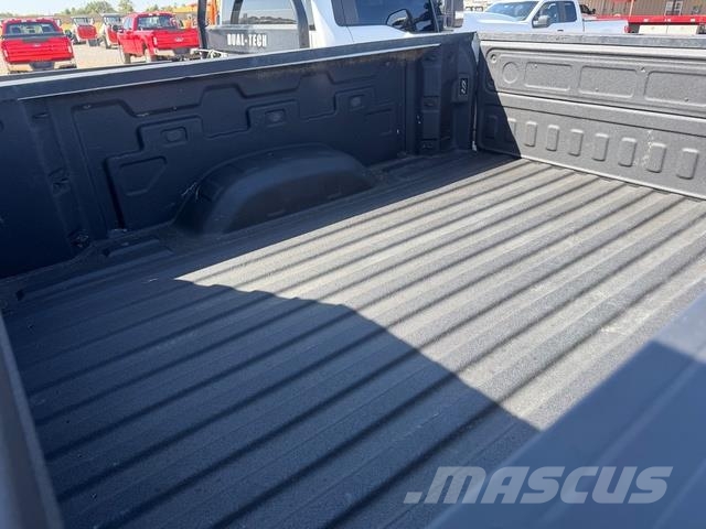Chevrolet Silverado 2500HD Madelkaubikud