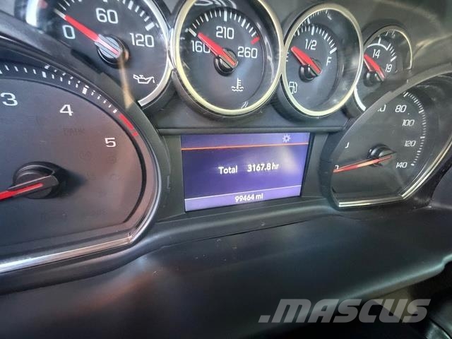 Chevrolet Silverado 2500HD Vieglais kravas automobilis/izkraušana no sāniem
