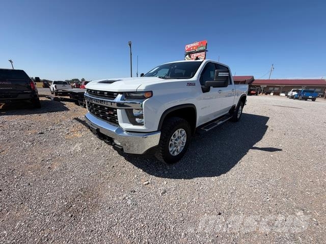 Chevrolet Silverado 2500HD Madelkaubikud
