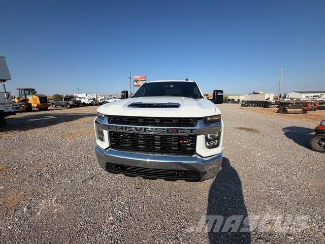 Chevrolet Silverado 2500HD Vieglais kravas automobilis/izkraušana no sāniem