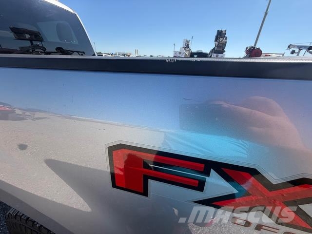 Ford F-250 Super Duty Prekucniki