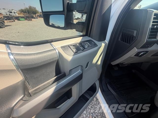 Ford F-250 Super Duty Pick up/Dropside