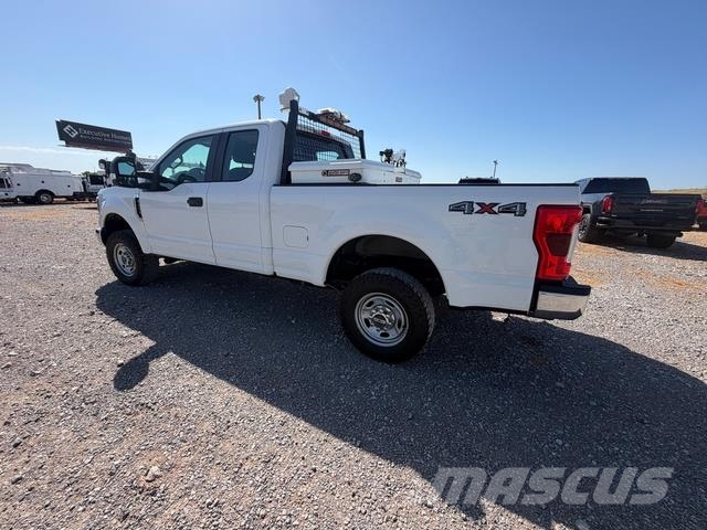 Ford F-250 Super Duty Madelkaubikud