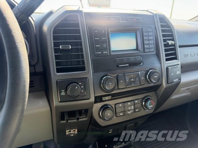 Ford F-250 Super Duty Madelkaubikud