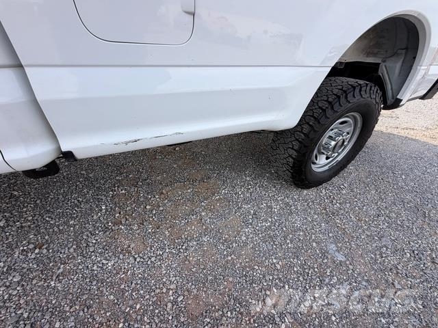 Ford F-250 Super Duty Caja abierta/laterales abatibles