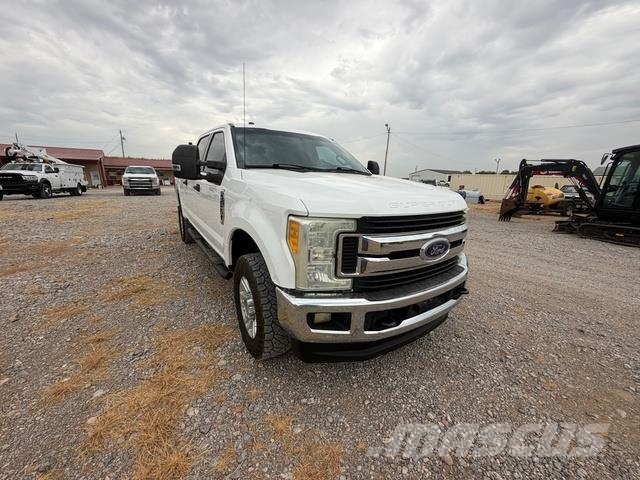 Ford F-250 Super Duty Bestelwagens met open laadbak