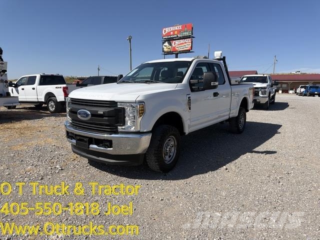 Ford F-250 Super Duty Madelkaubikud