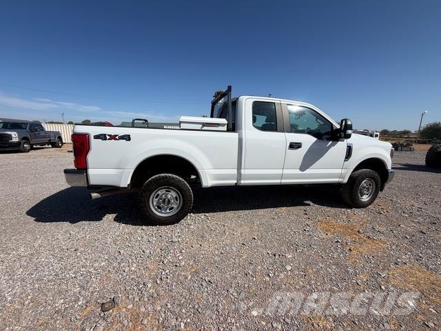 Ford F-250 Super Duty Madelkaubikud