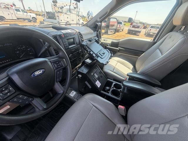 Ford F550 دلاء