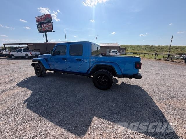 Jeep Gladiator Kis teherszállító/Platós kocsi