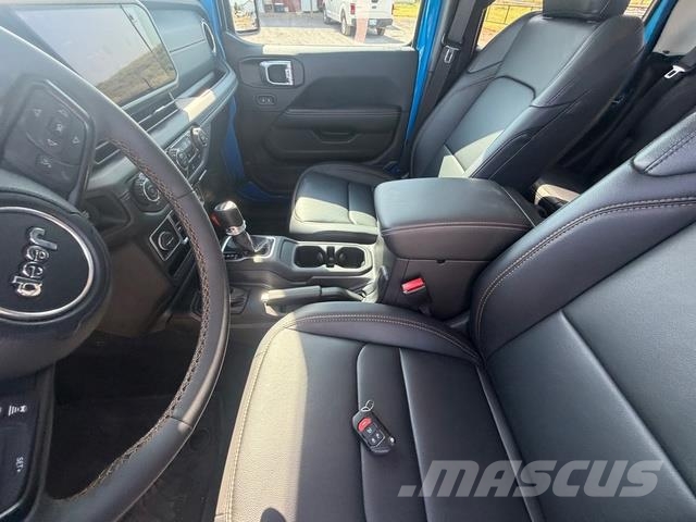 Jeep Gladiator Kis teherszállító/Platós kocsi