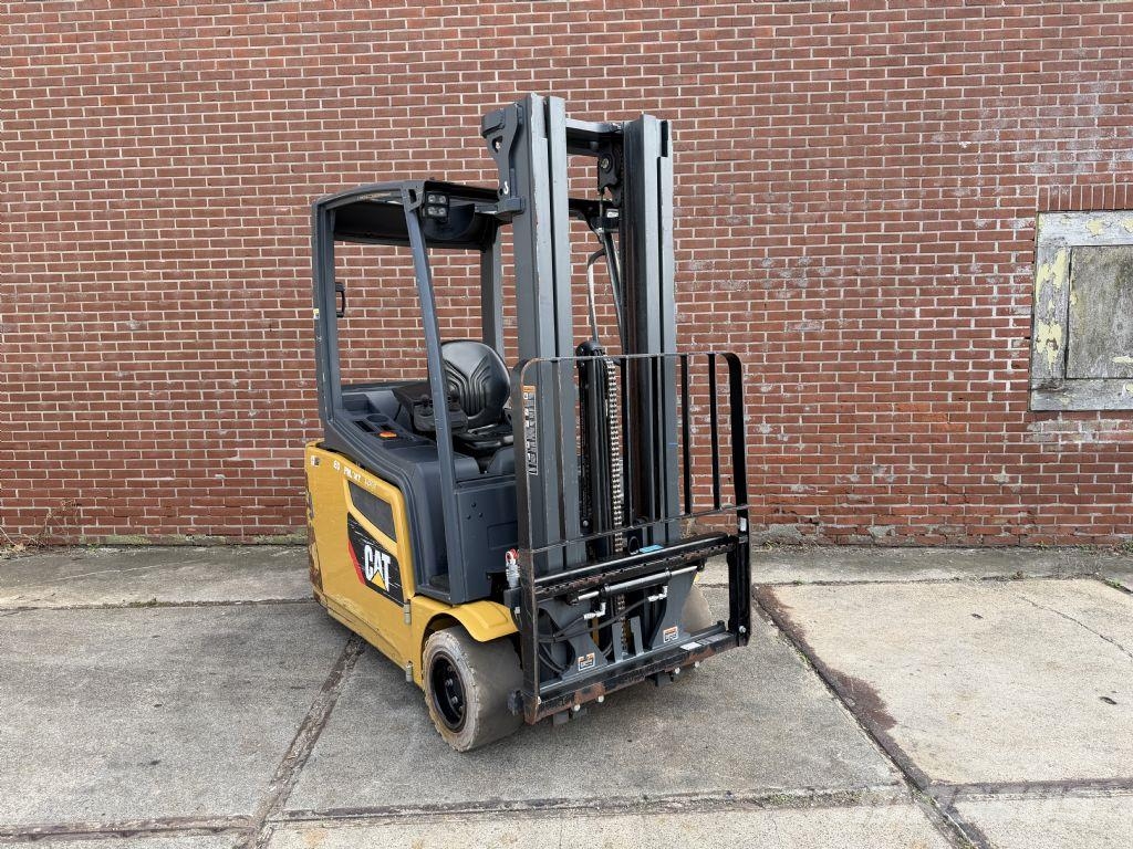 CAT 2ET4000 Elektriske trucker