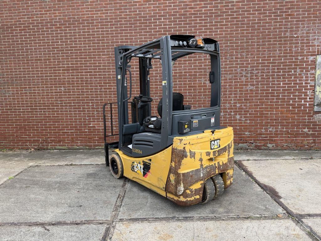 CAT 2ET4000 Elektriske trucker