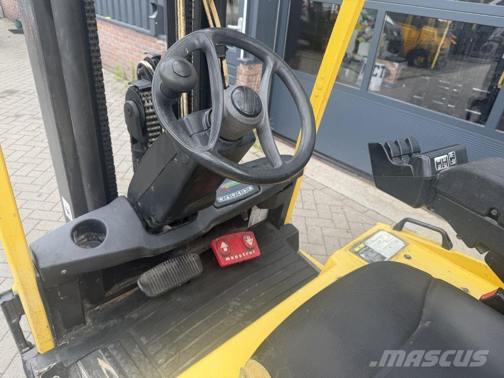 Hyster J2.00XMT شاحنات ذات رافعات شوكية تعمل بالكهرباء