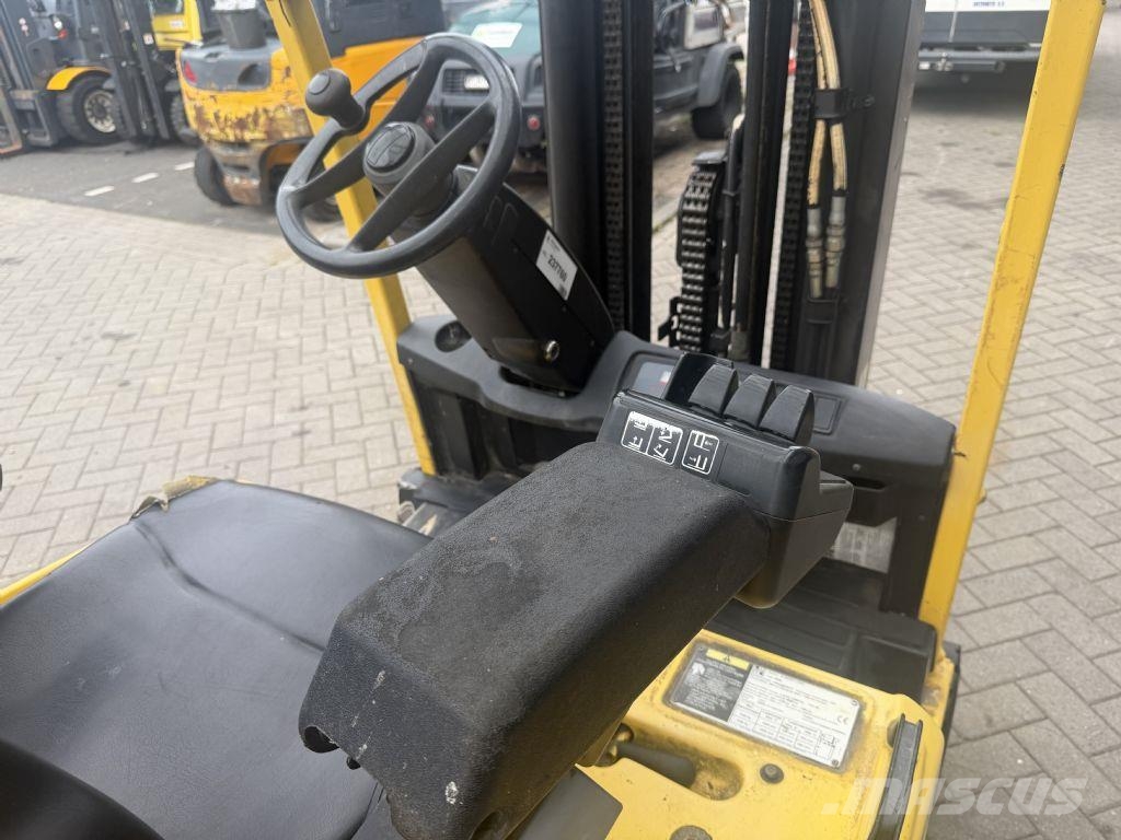 Hyster J2.00XMT شاحنات ذات رافعات شوكية تعمل بالكهرباء