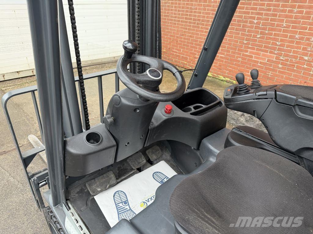 Linde E14-02 شاحنات ذات رافعات شوكية تعمل بالكهرباء