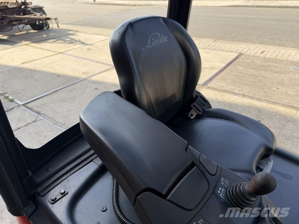 Linde E14-02 Sähkötrukit