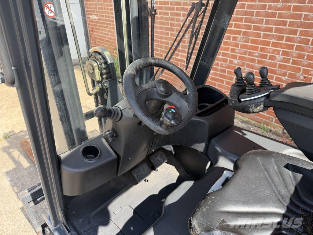 Linde E16C-01 Sähkötrukit