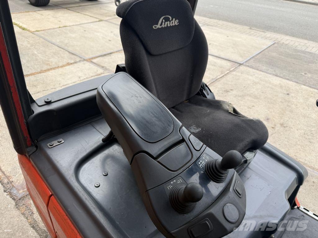 Linde E18-02 Electric forklifts
