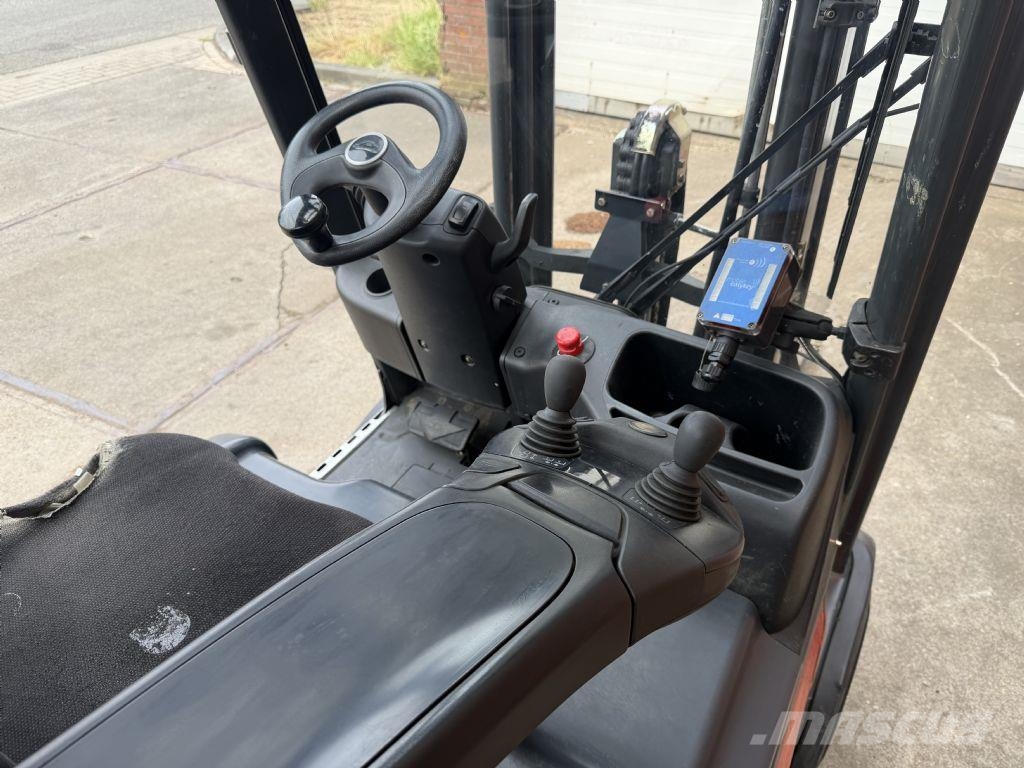 Linde E18-02 Electric forklifts