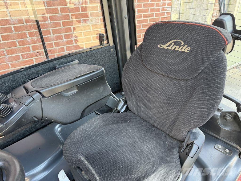 Linde E20PHL-02 Electric forklifts
