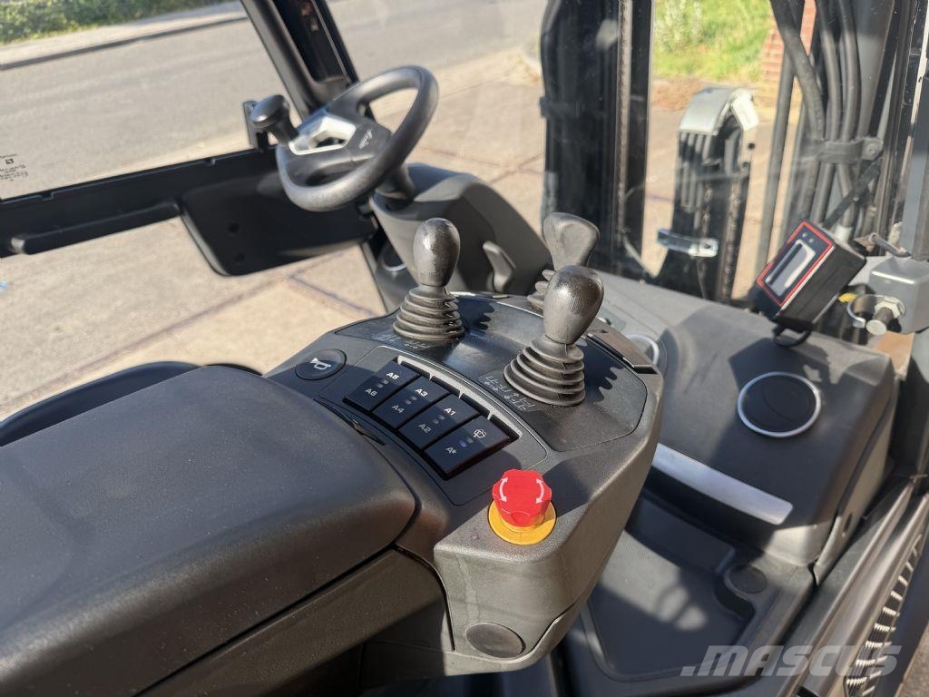 Linde E25-01 Elektrikli forkliftler