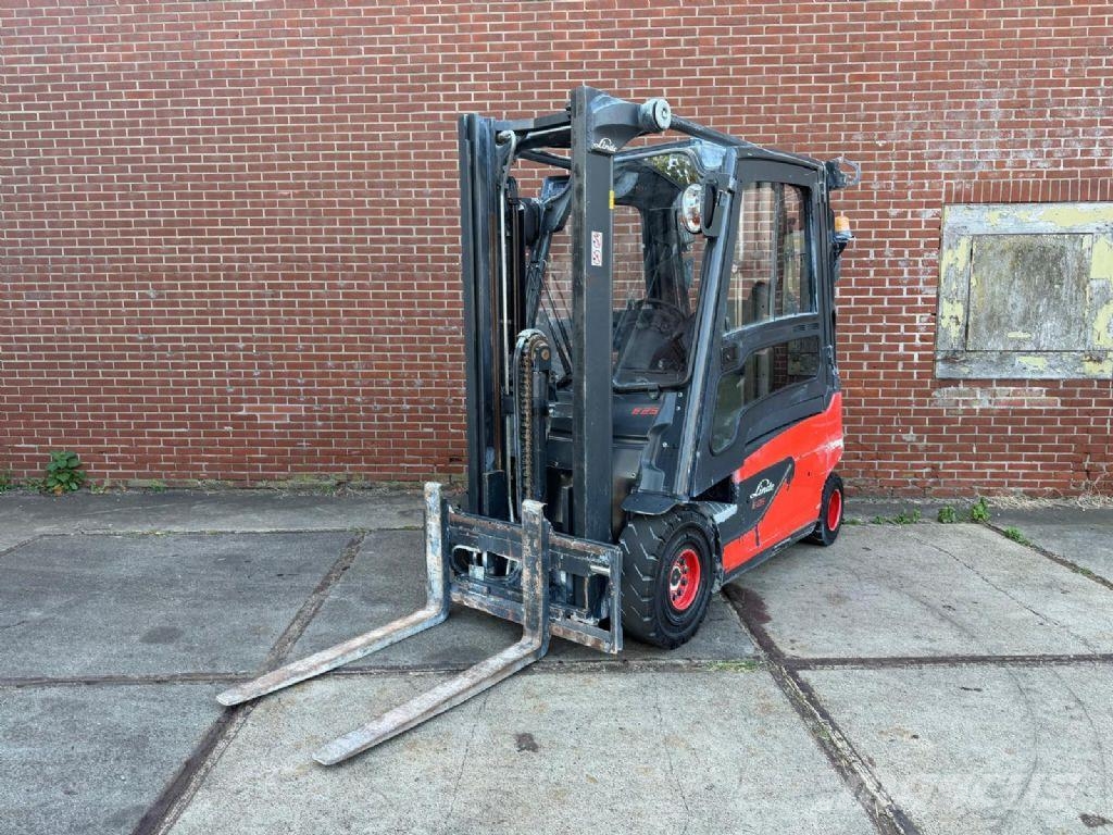 Linde E25L-01 Chariots élévateurs électriques
