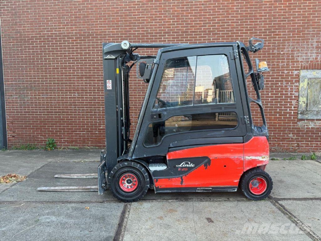 Linde E25L-01 Chariots élévateurs électriques