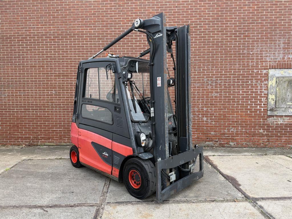 Linde E30L-01 Elektriske trucker