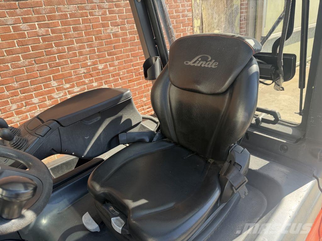 Linde E30R-01 Sähkötrukit