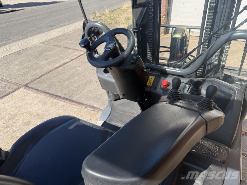 Linde E30R-01 Sähkötrukit