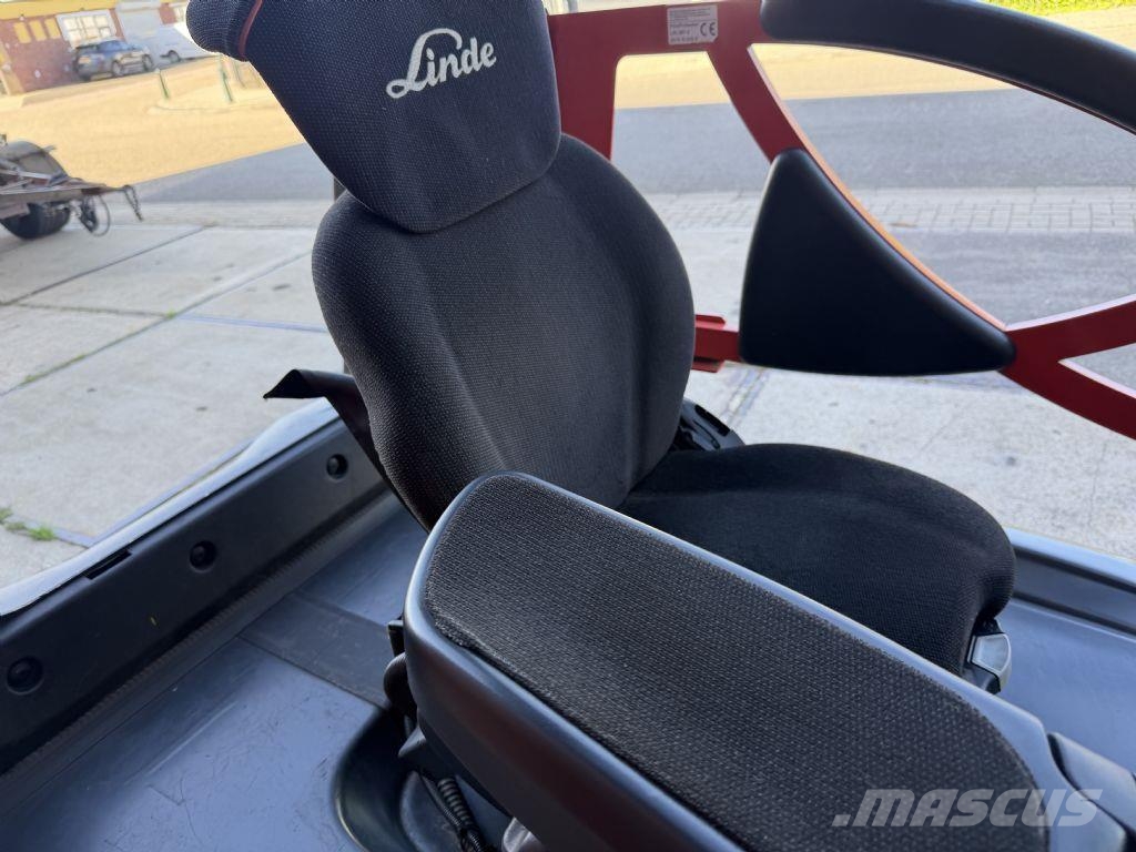 Linde E35L-01 Electric forklifts