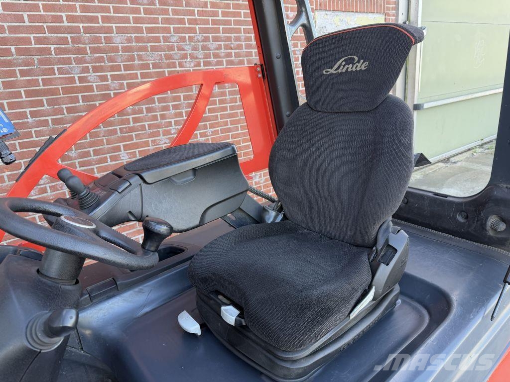 Linde E35L-01 Electric forklifts