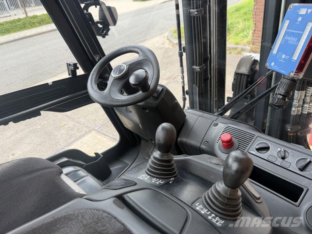Linde E50HL-01 Chariots élévateurs électriques