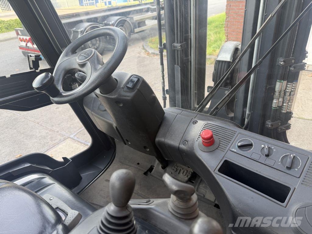 Linde E50HL-01 Chariots élévateurs électriques