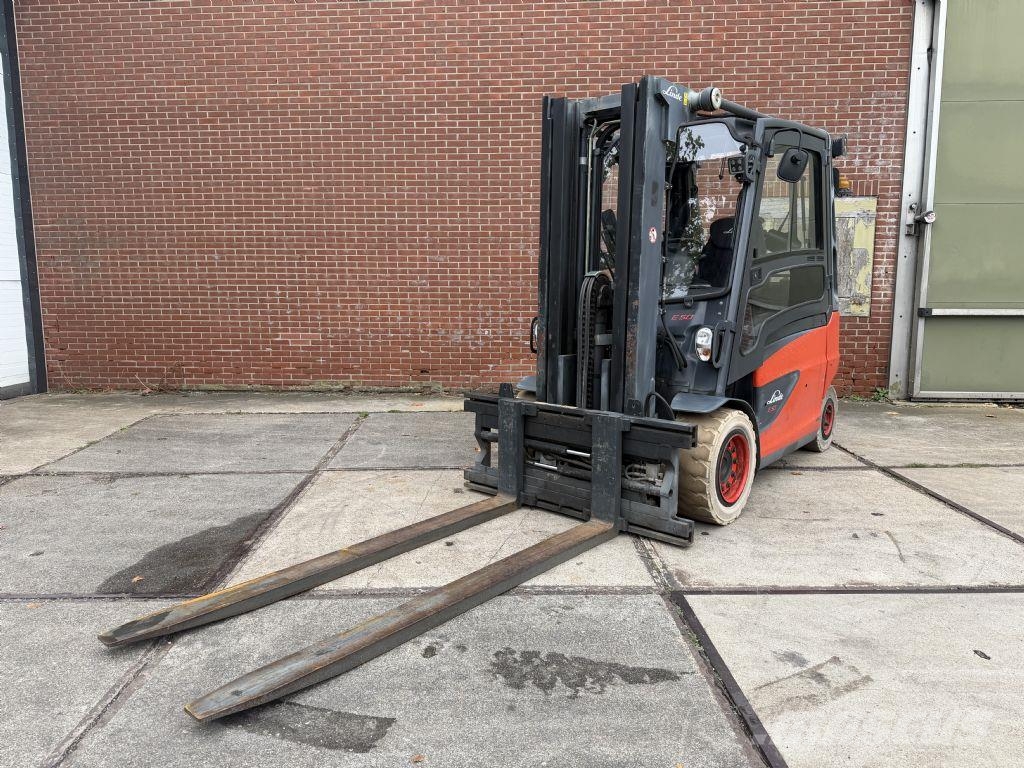 Linde E50HL-01 Elektrikli forkliftler