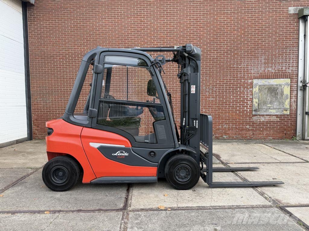Linde H25D-01 Chariots diesel