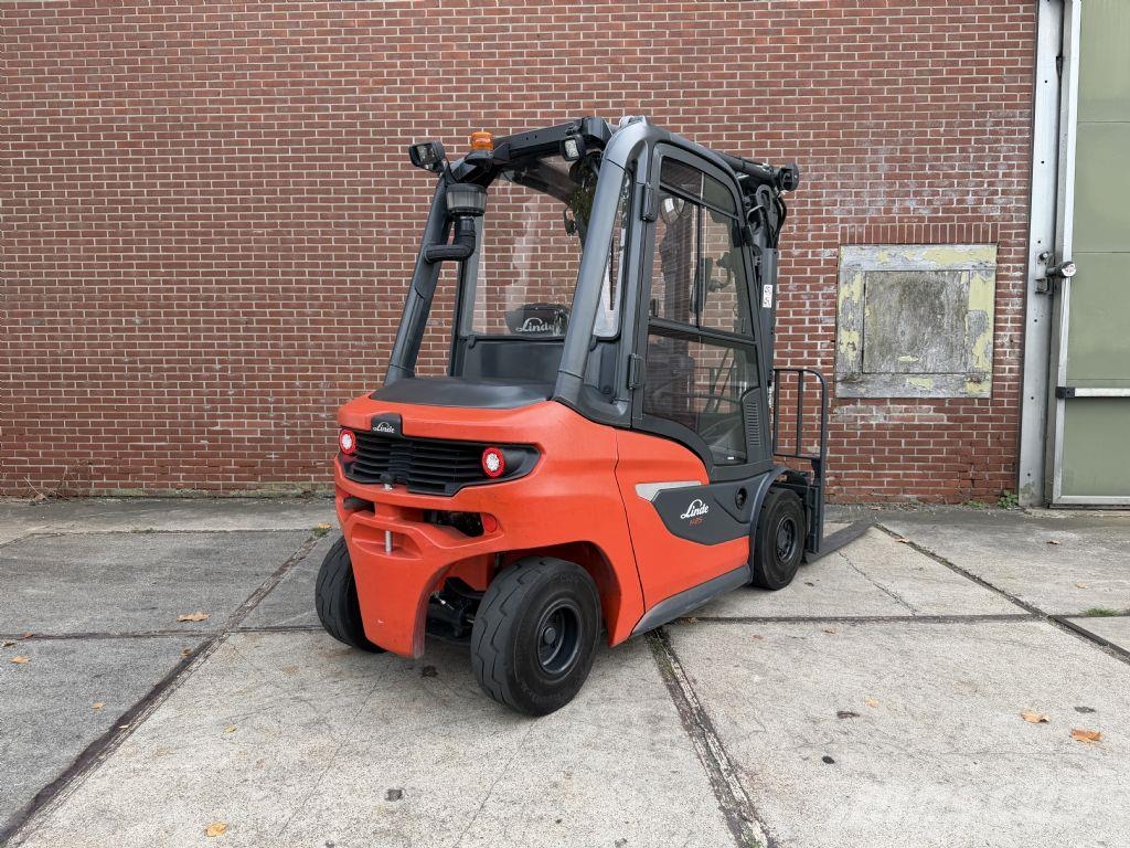 Linde H25D-01 Chariots diesel