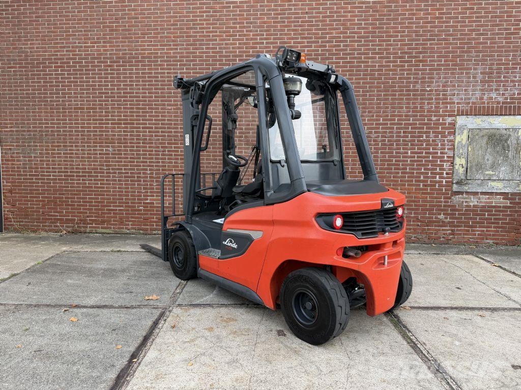 Linde H25D-01 Chariots diesel