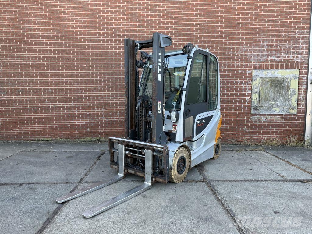 Still RX 60-25 Electric forklifts