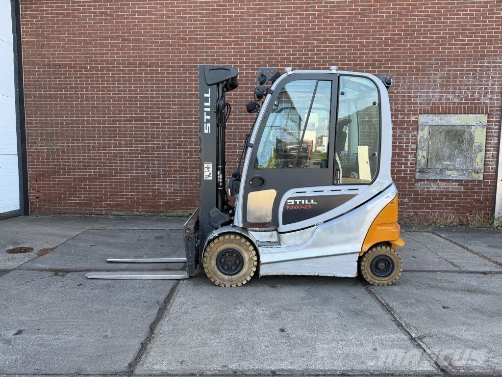 Still RX 60-25 Electric forklifts