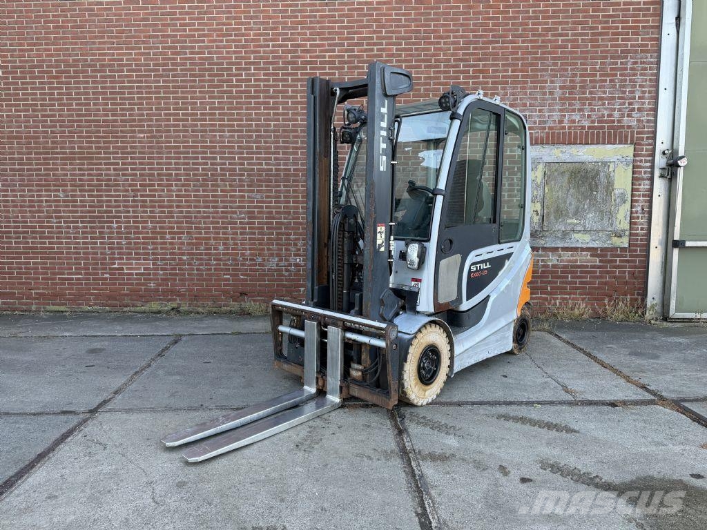 Still RX 60-25 Electric forklifts