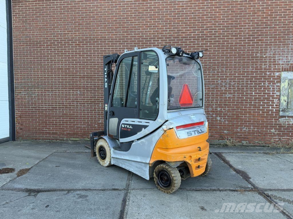 Still RX 60-25 Electric forklifts