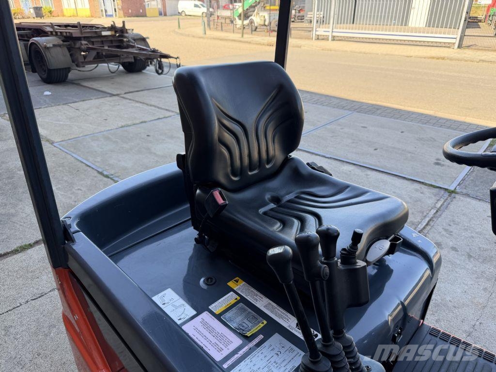 Toyota 7FBEST15 Elmotviktstruckar