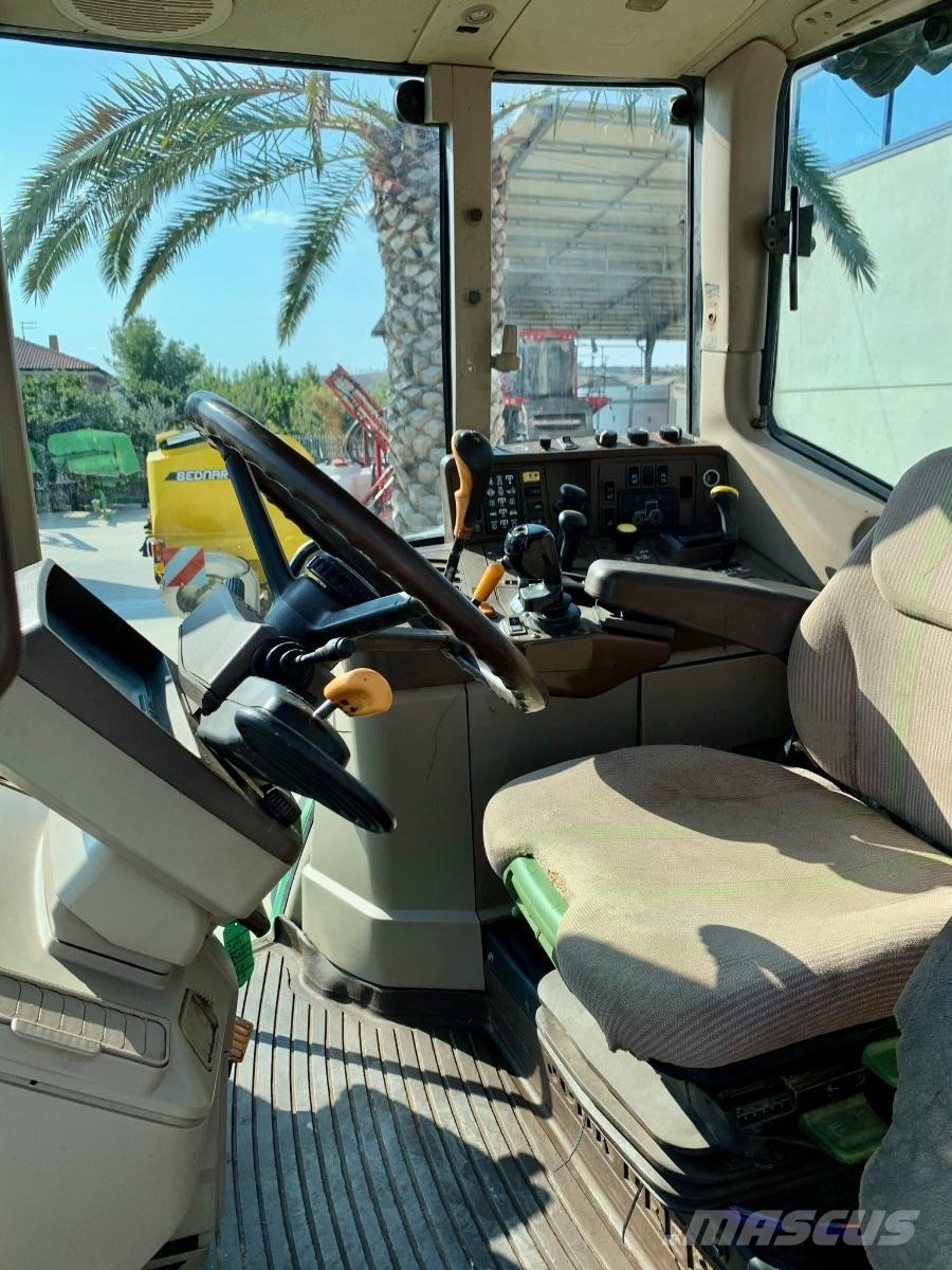 John Deere 6820 Farm machinery