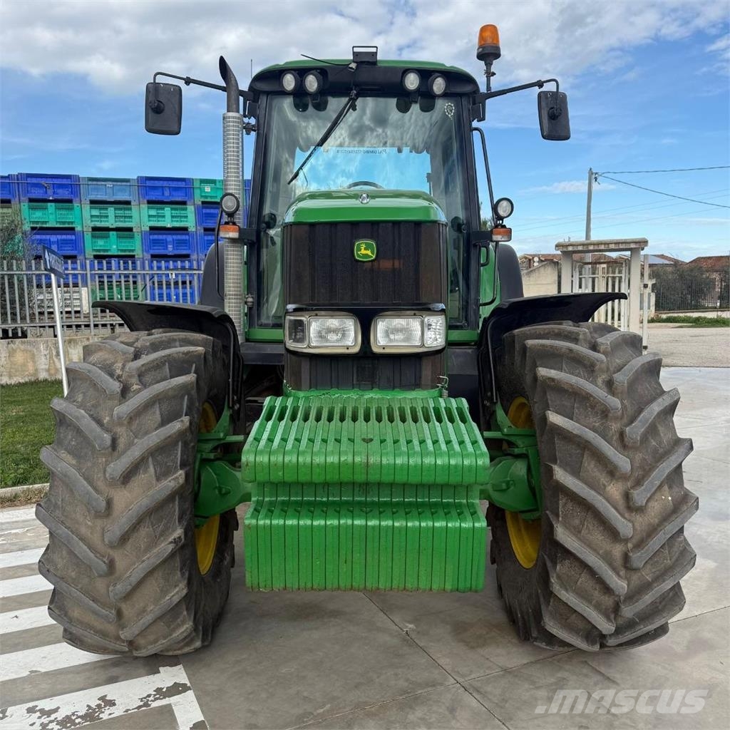 John Deere 6920S Tractors