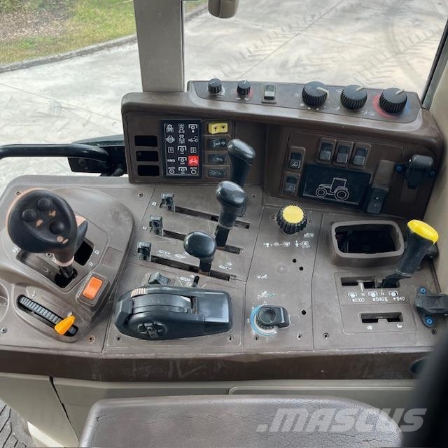 John Deere 6920S Motore Nuovo Tractores