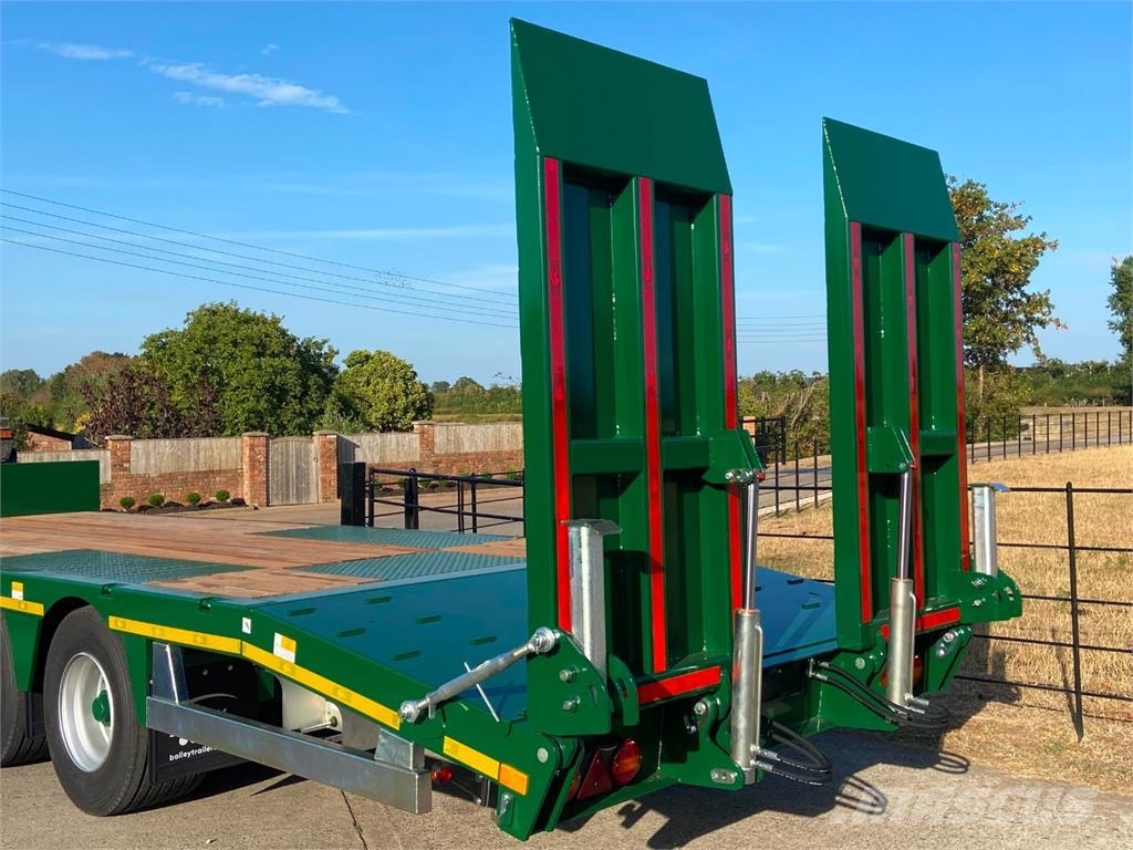 Bailey 15 ton low loader Utilaje agricole - Altele