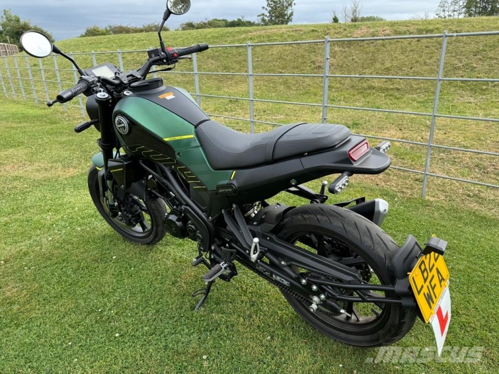  Benelli 125 Leoncino Muut maatalouskoneet